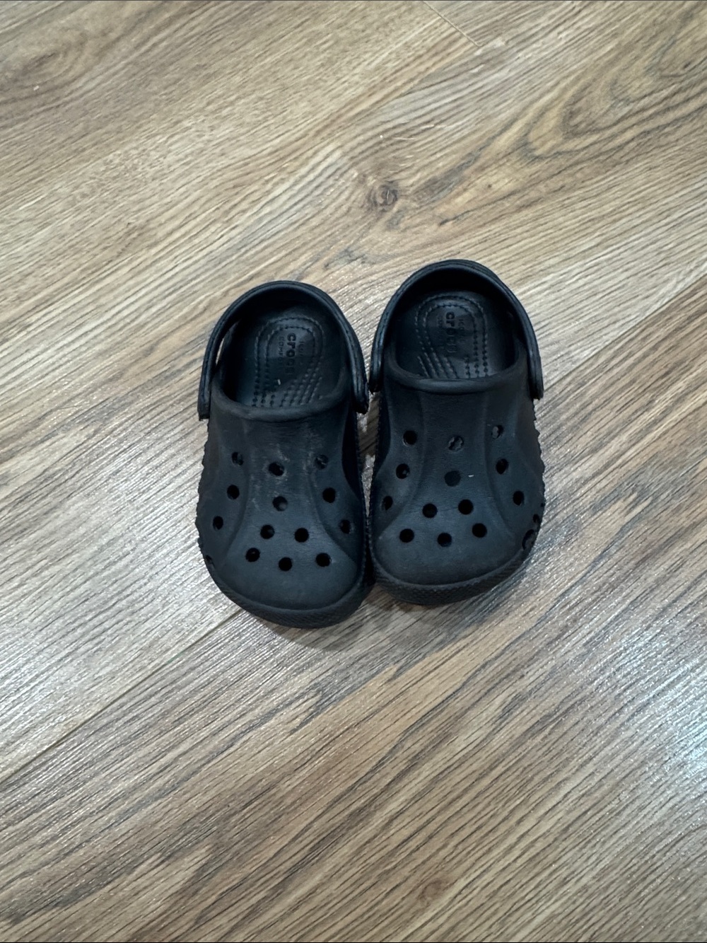 CROCS Kids Black Classic Vented Clogs